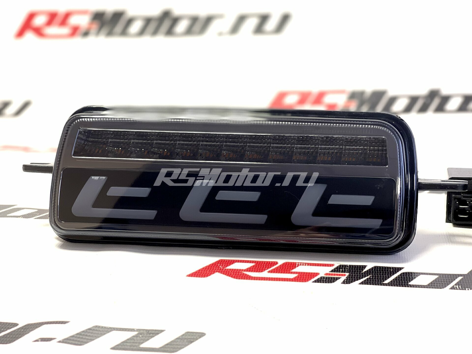 Купить светодиодные подфарники с бегающим поворотником и ДХО на Ниву 4х4